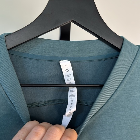Lululemon softstreme crewneck sweatshirt size 4 - Picture 4 of 4